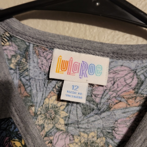 Lularoe 12 Sloan NWT Top - Picture 5 of 8